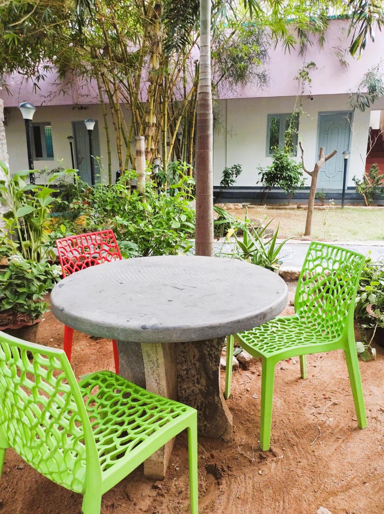 The Well Beach Side Guest House Auroville Extérieur photo